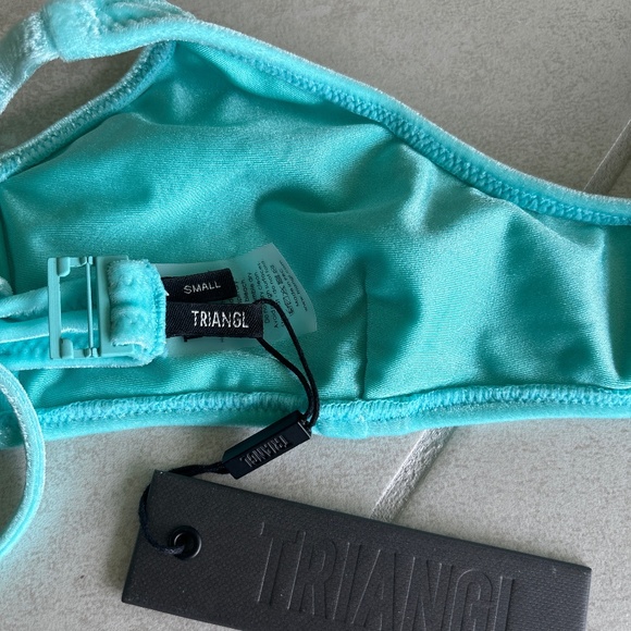 Brand new Triangl Swimsuit - Picture 2 of 3